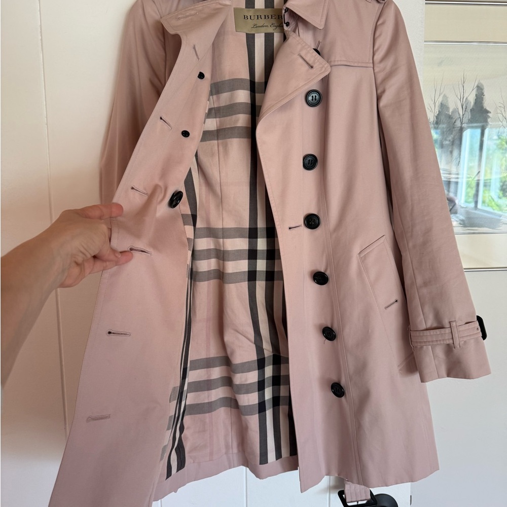Burberry Pink Trench Coat with Black Accents - Picture 2 of 9